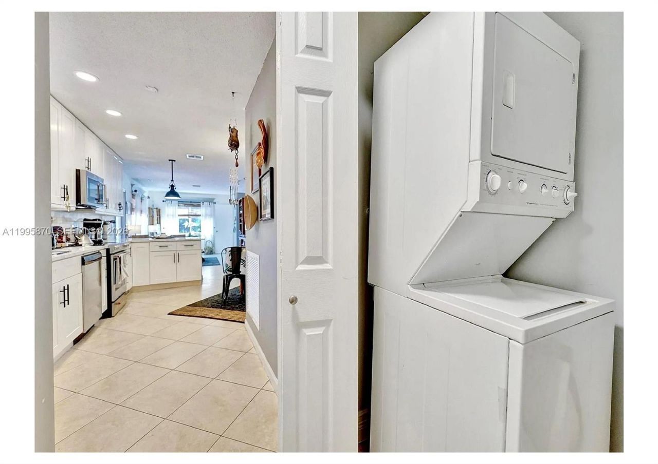 381 NE 42nd St, Oakland Park, FL 33334 Photo