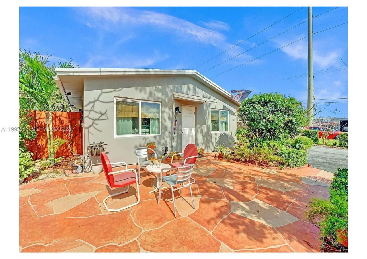 381 NE 42nd St, Oakland Park, FL 33334 Photo