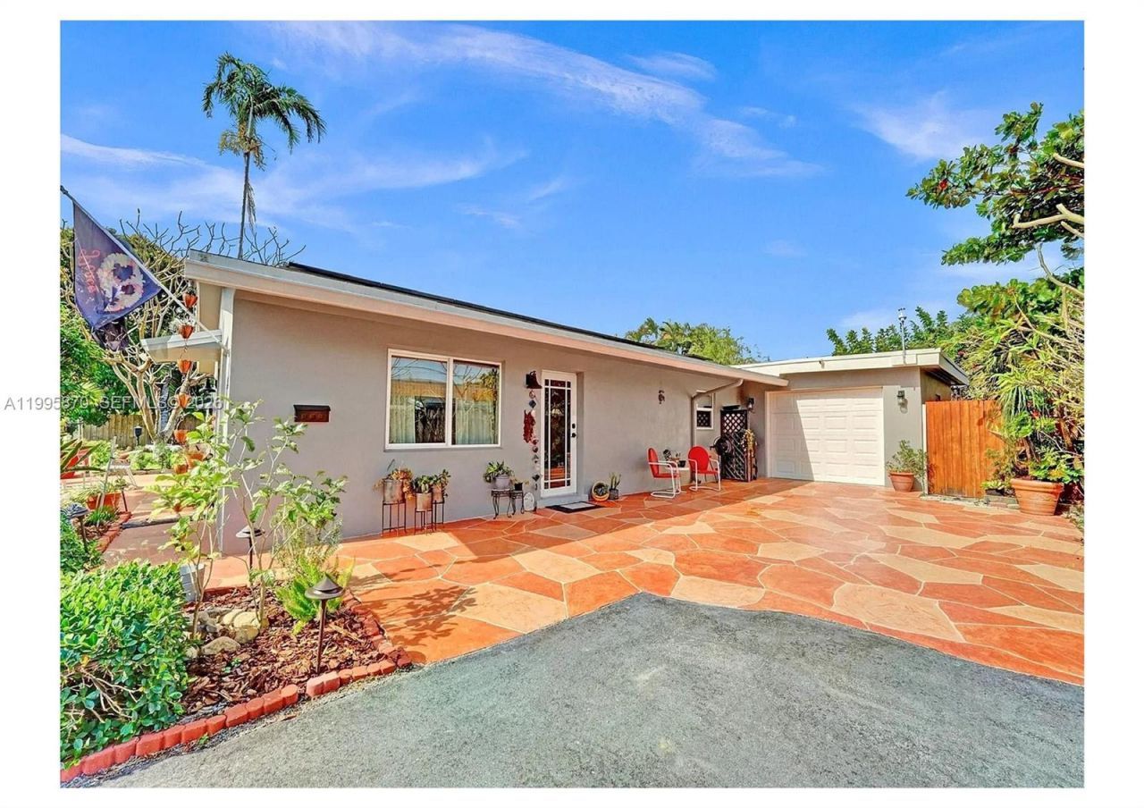 381 NE 42nd St, Oakland Park, FL 33334 Photo