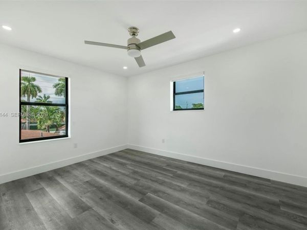 10370 SW 24th St, Unit B, Miami, FL 33165