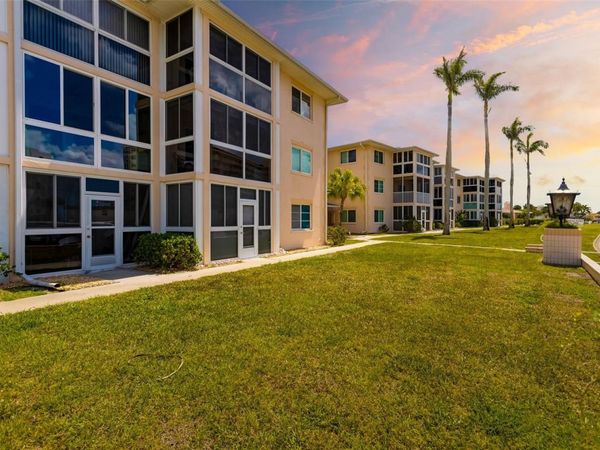 200 THE ESPLANADE N, Unit C14, VENICE, FL 34285