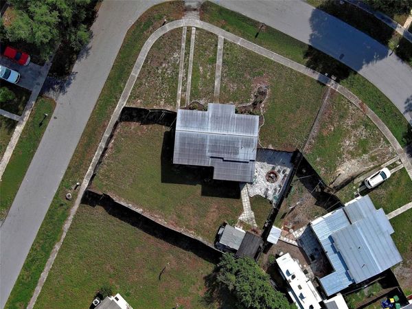 3101 WHITING LANE , PORT CHARLOTTE, FL 33952