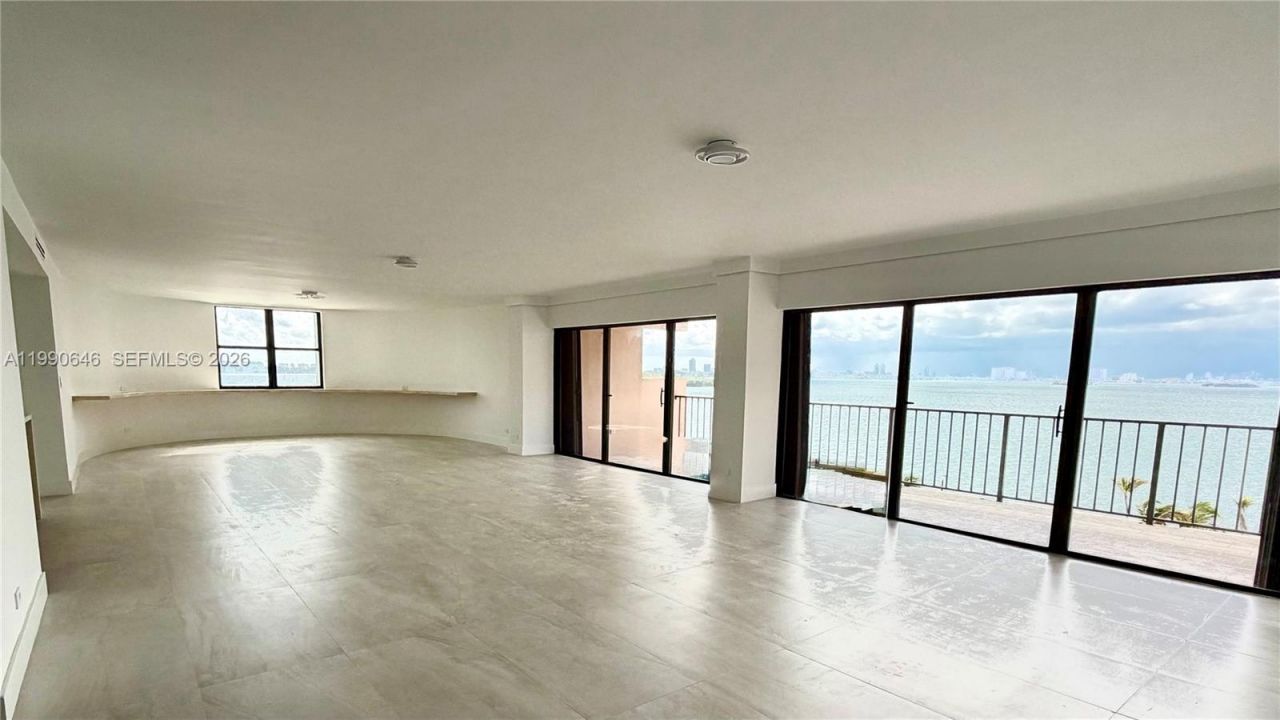 1800 NE 114th Street, Unit 604, Miami, FL 33181 Photo