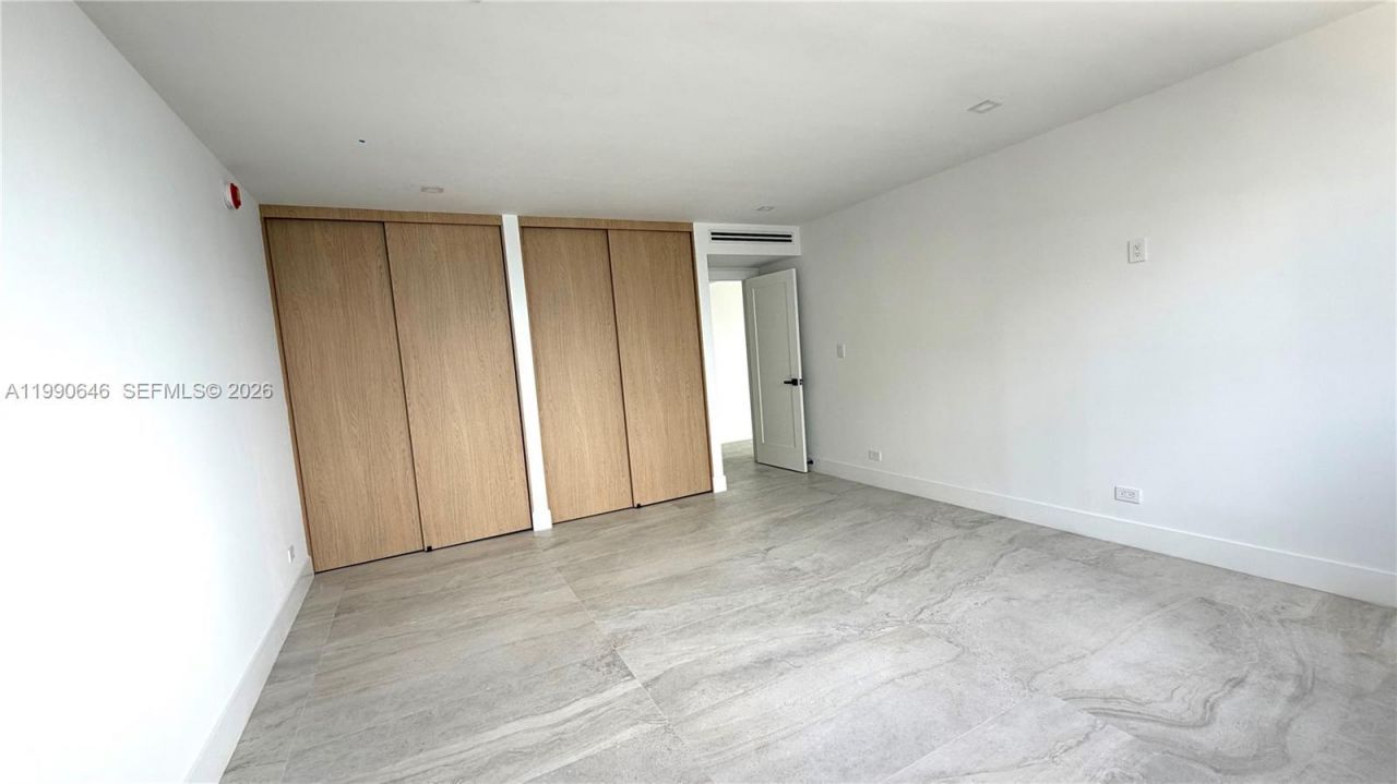 1800 NE 114th Street, Unit 604, Miami, FL 33181 Photo