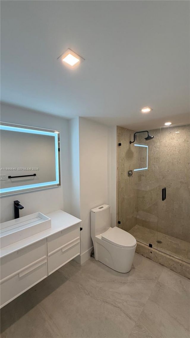 1800 NE 114th Street, Unit 604, Miami, FL 33181 Photo