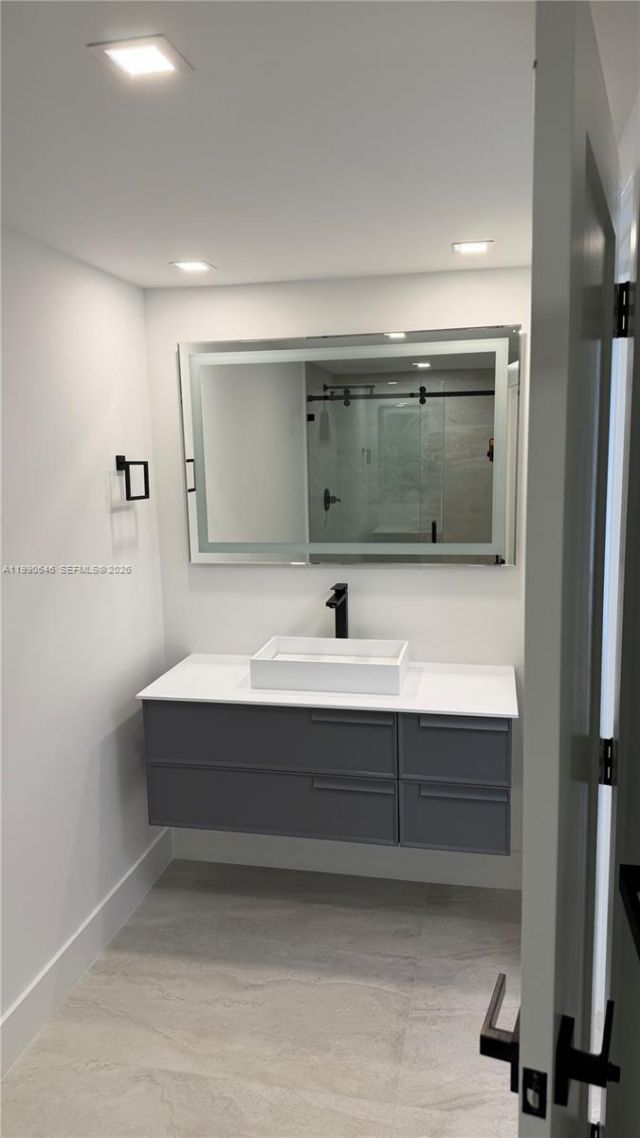 1800 NE 114th Street, Unit 604, Miami, FL 33181 Photo