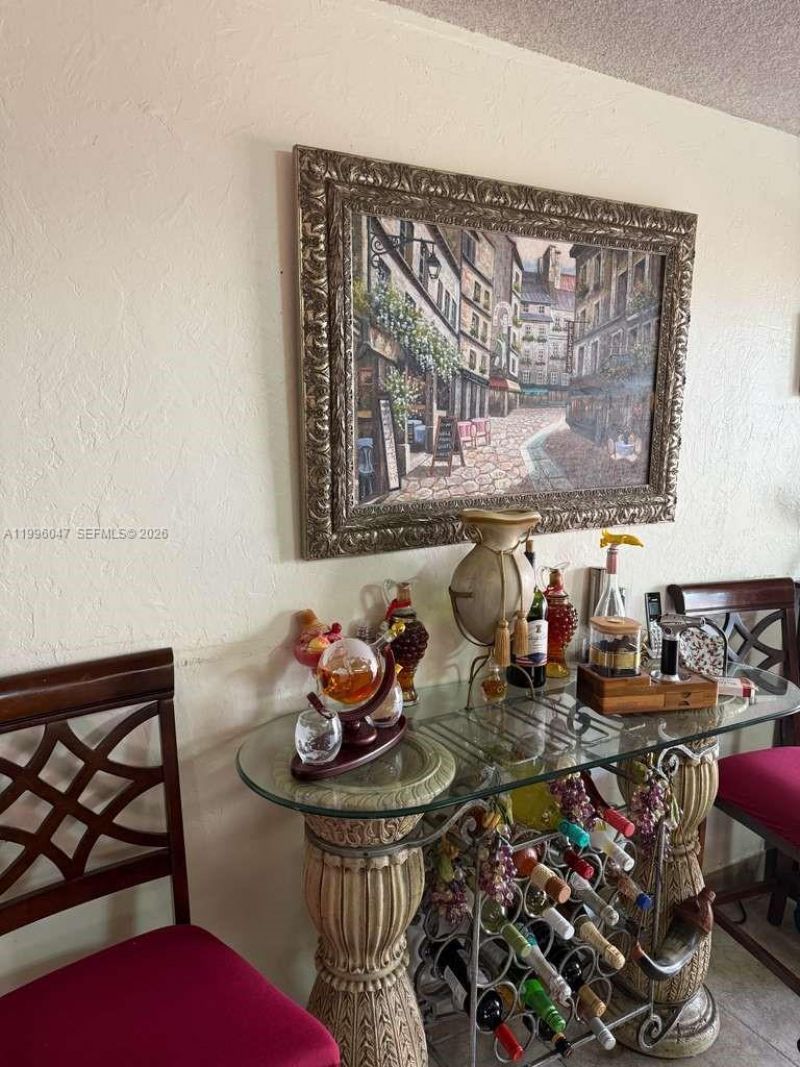 7477 NW 167th St, Hialeah, FL 33015 Photo