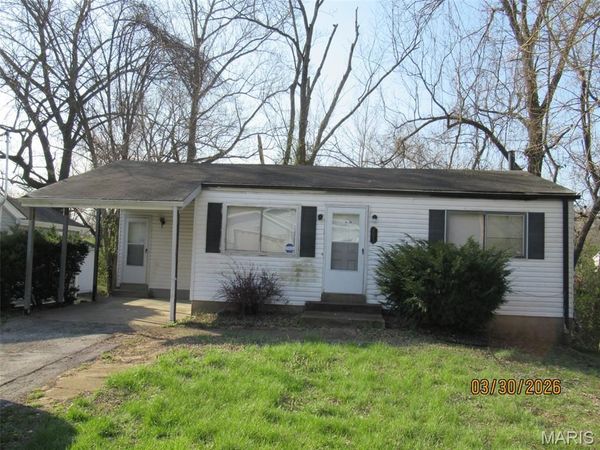 2042 Kappel Drive , St Louis, MO 63136