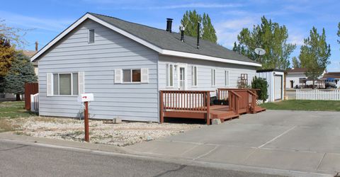 320 Reyes Way, Yerington, NV 89447 Photo