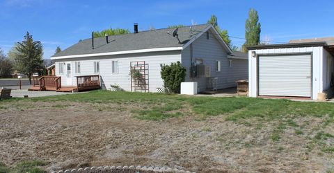 320 Reyes Way, Yerington, NV 89447 Photo