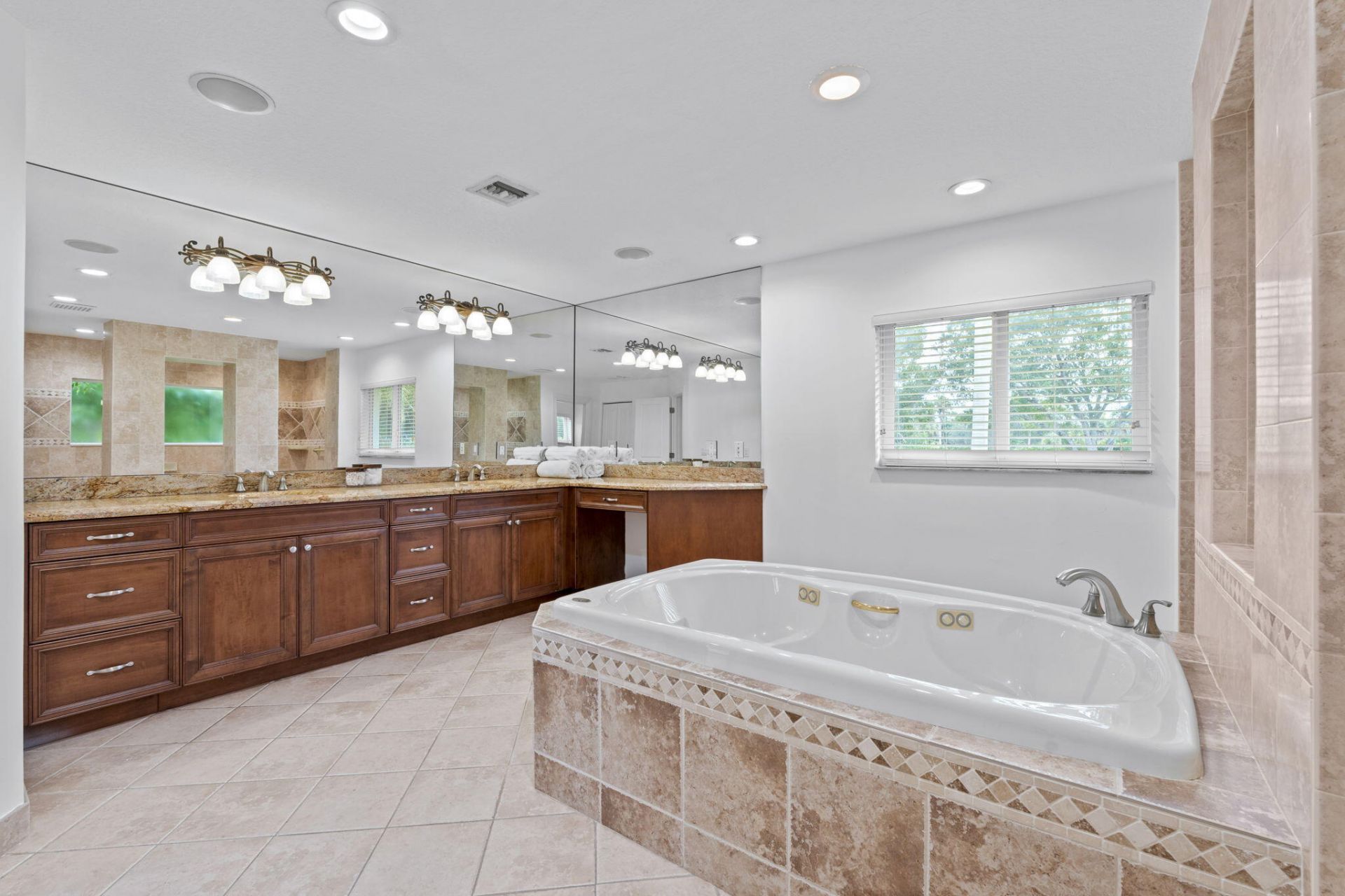 7447 NW 82nd Terrace, Parkland, FL 33067 Photo