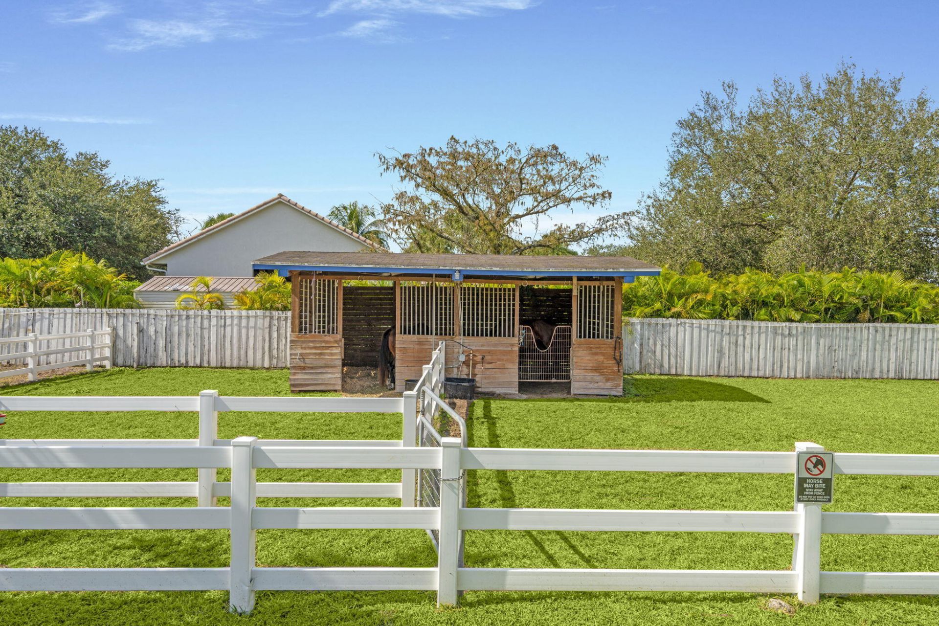 7447 NW 82nd Terrace, Parkland, FL 33067 Photo