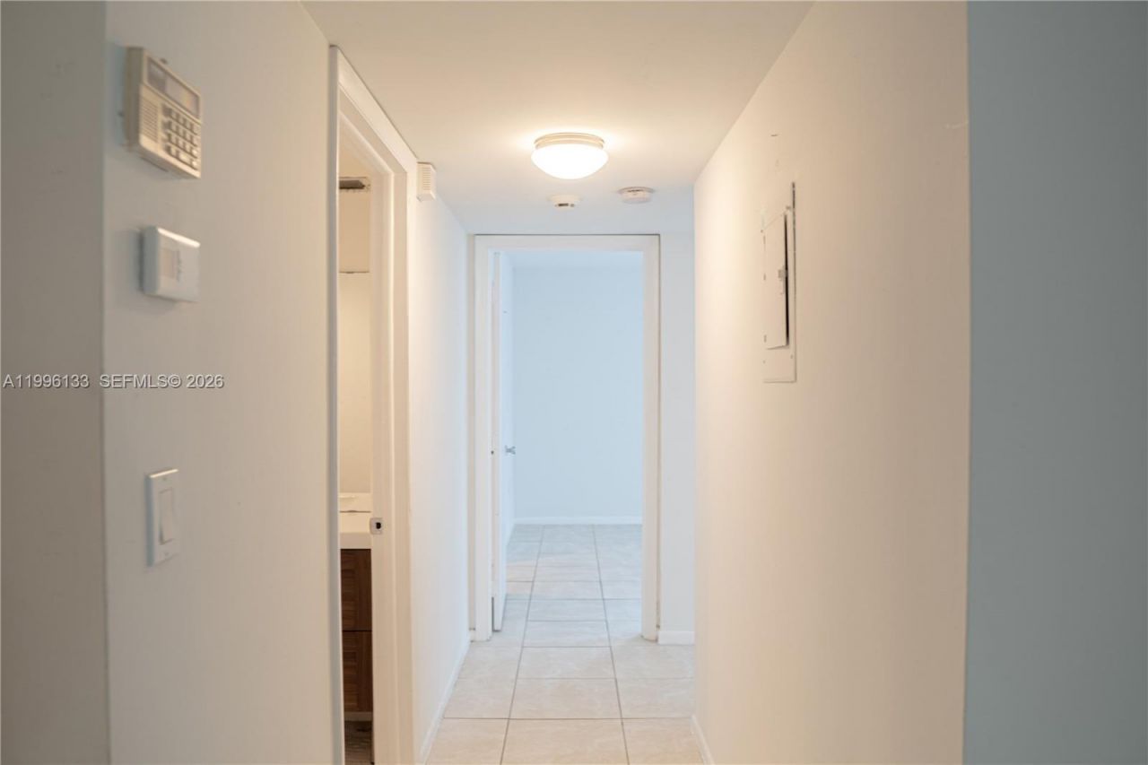 10865 SW 112th Ave, Unit 203, Miami, FL 33176 Photo