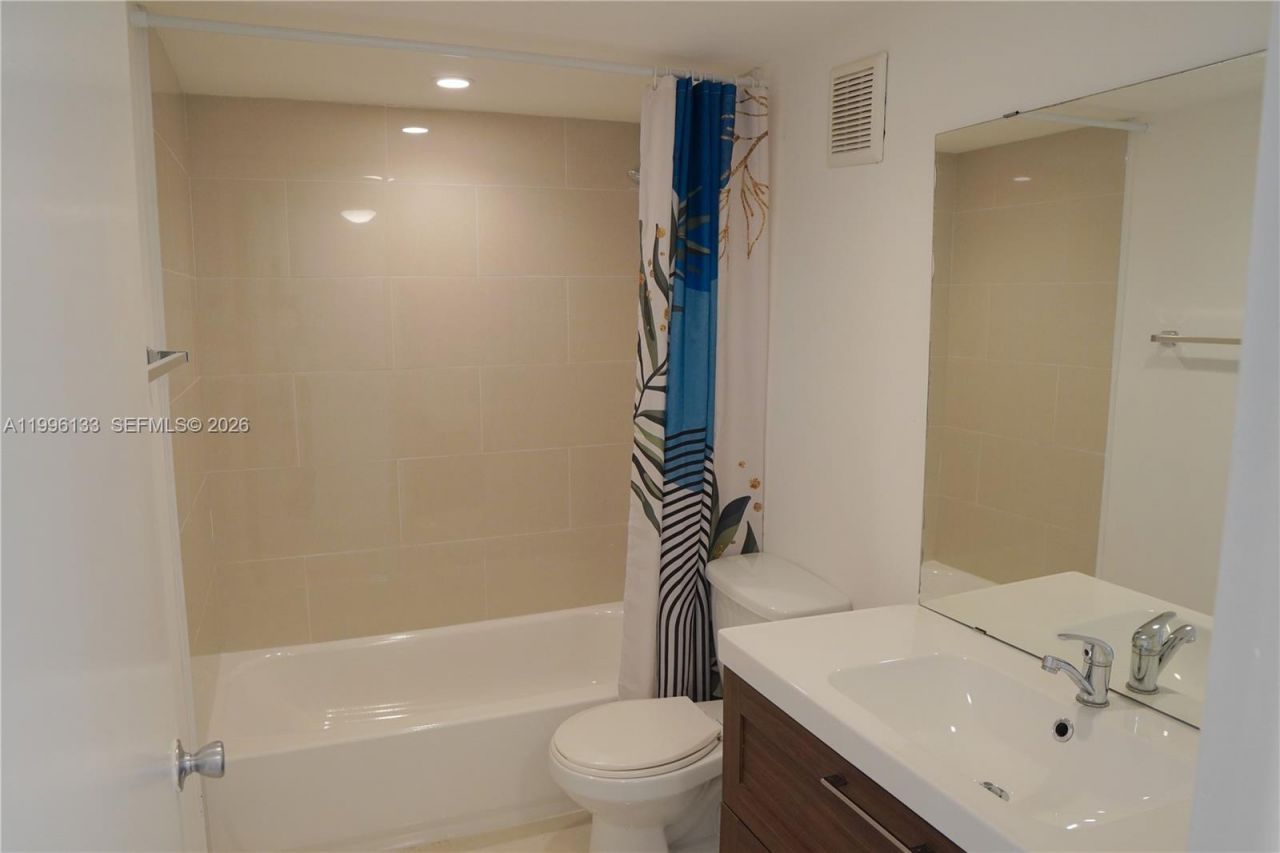10865 SW 112th Ave, Unit 203, Miami, FL 33176 Photo