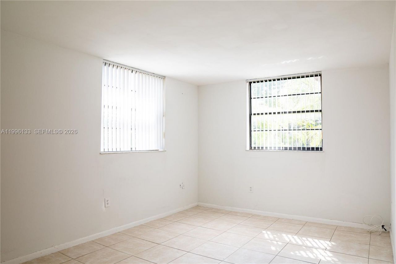 10865 SW 112th Ave, Unit 203, Miami, FL 33176 Photo