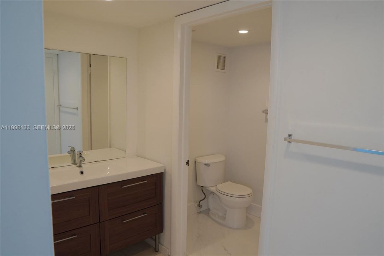 10865 SW 112th Ave, Unit 203, Miami, FL 33176 Photo