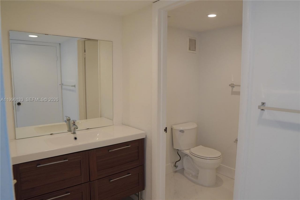 10865 SW 112th Ave, Unit 203, Miami, FL 33176 Photo