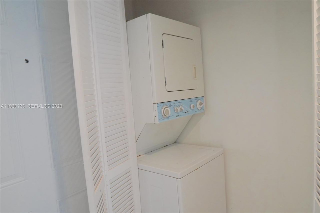 10865 SW 112th Ave, Unit 203, Miami, FL 33176 Photo