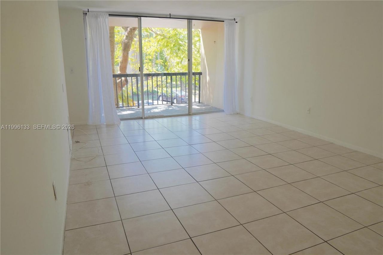 10865 SW 112th Ave, Unit 203, Miami, FL 33176 Photo