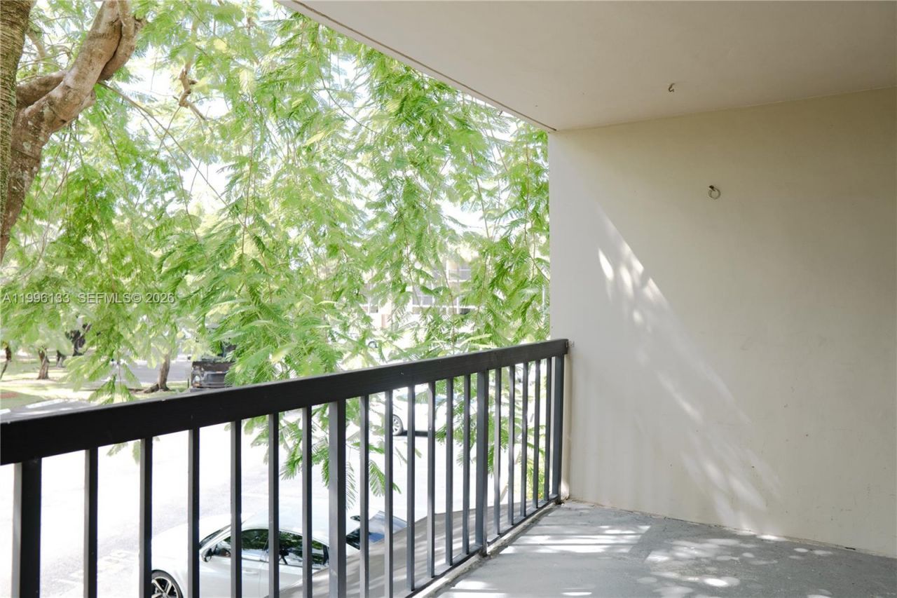 10865 SW 112th Ave, Unit 203, Miami, FL 33176 Photo