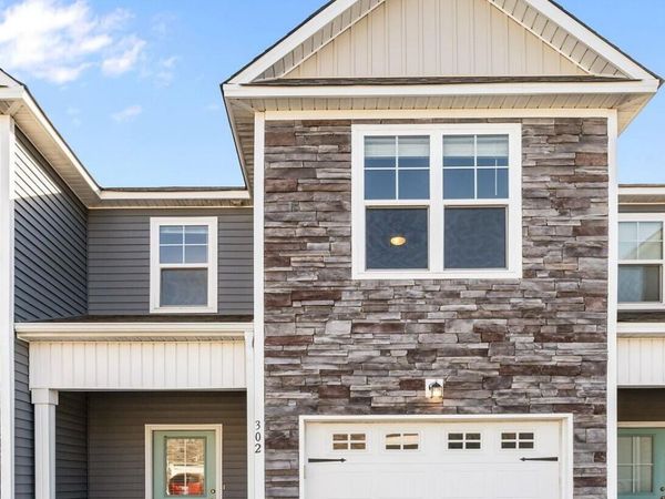 302 S Stingray Lane , Sneads Ferry, NC 28460