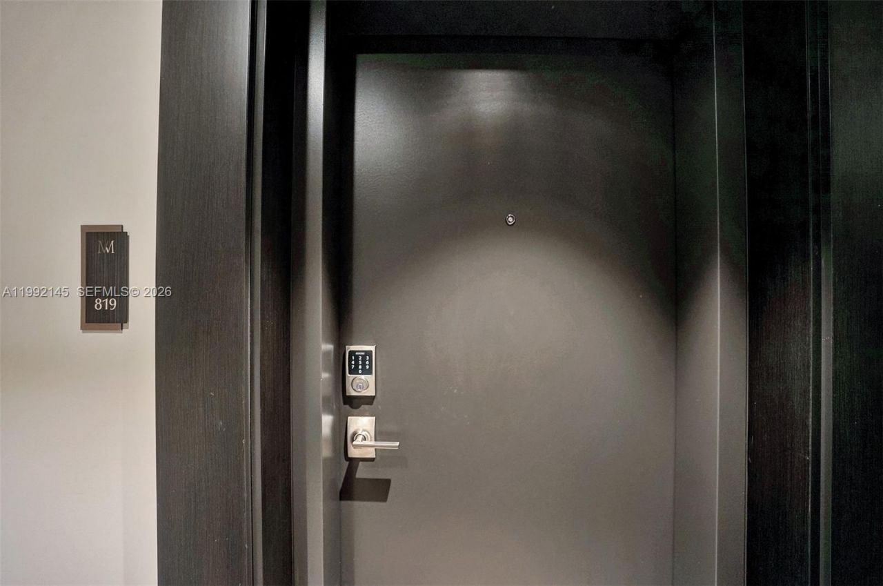 301 Altara Ave, Unit 819, Coral Gables, FL 33146 Photo