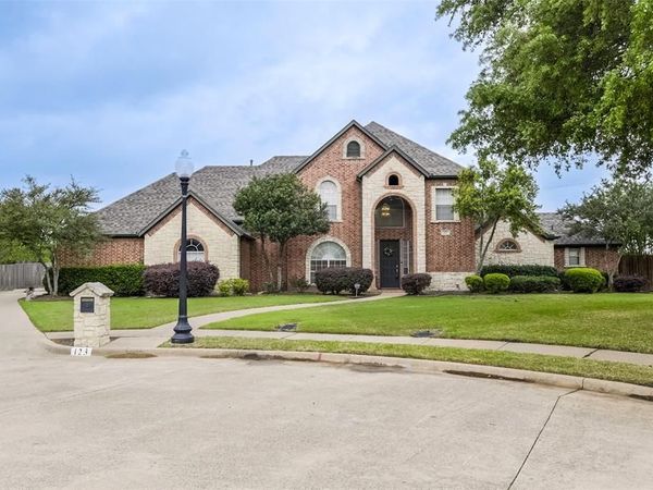 123 Mustang Creek Drive , Waxahachie, TX 75165