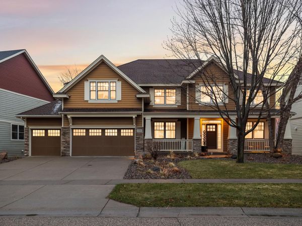 10590 Watersedge Lane, Woodbury, MN 55129