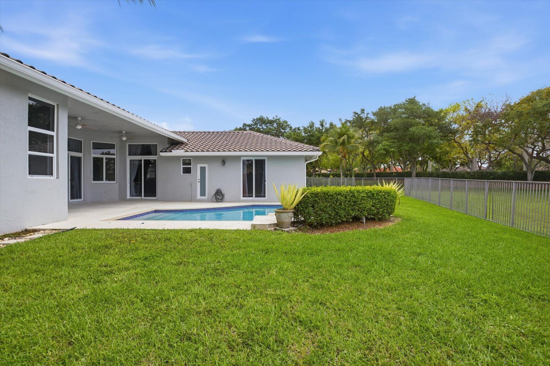 1290 Ginger Circle, Weston, FL 33326 Photo