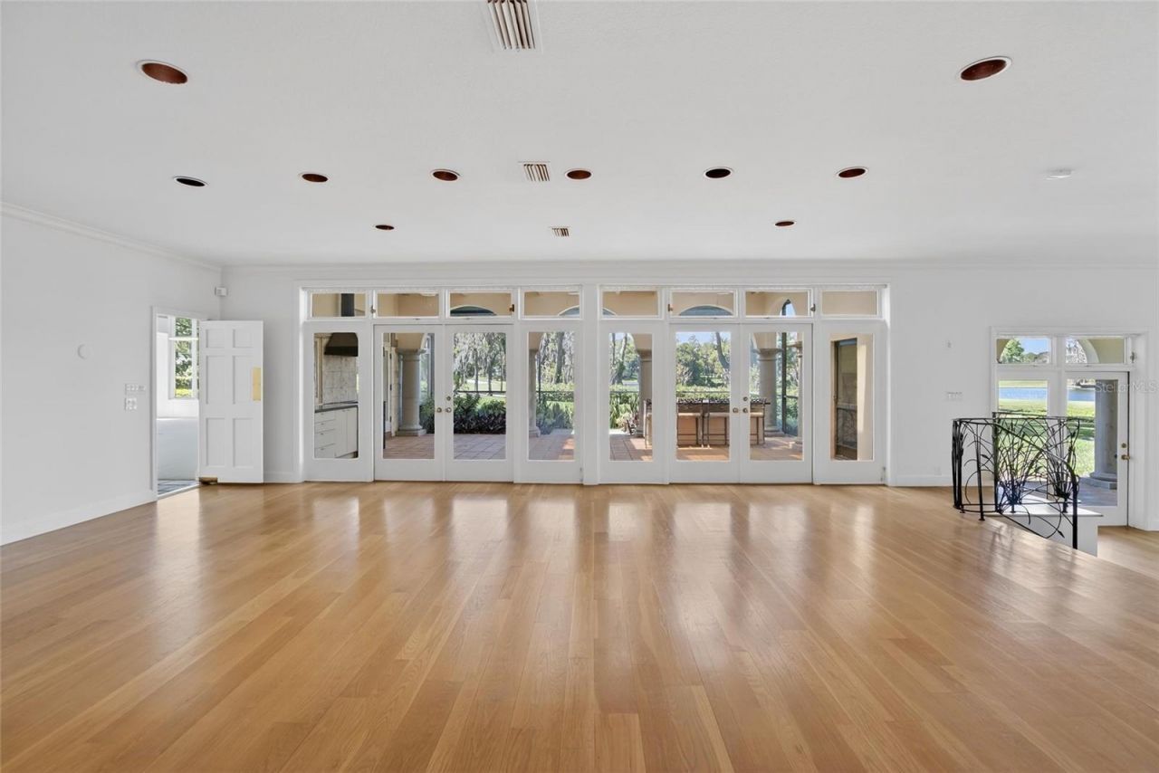 1043 Guisando De Avila, Tampa, FL 33613 Photo