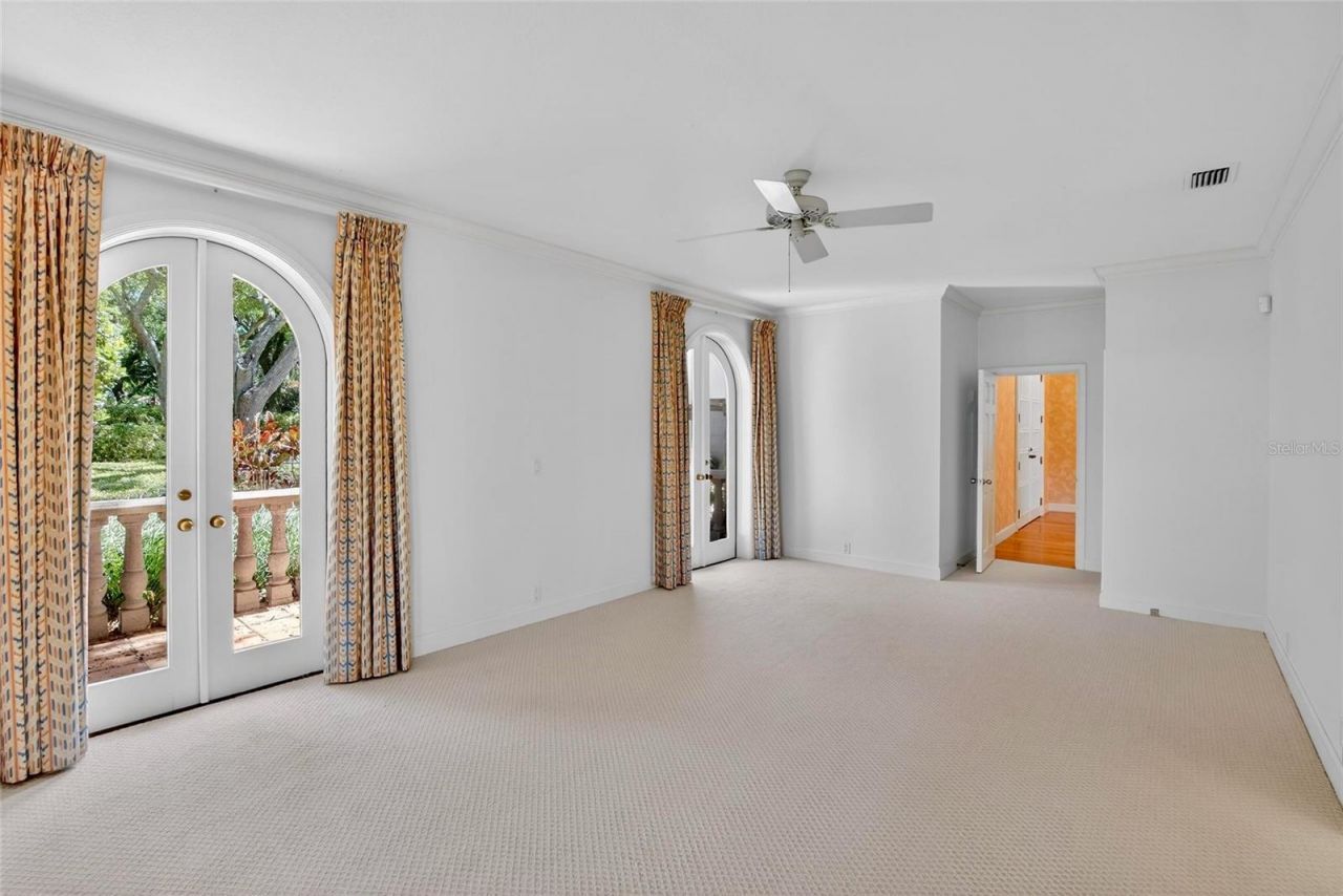 1043 Guisando De Avila, Tampa, FL 33613 Photo