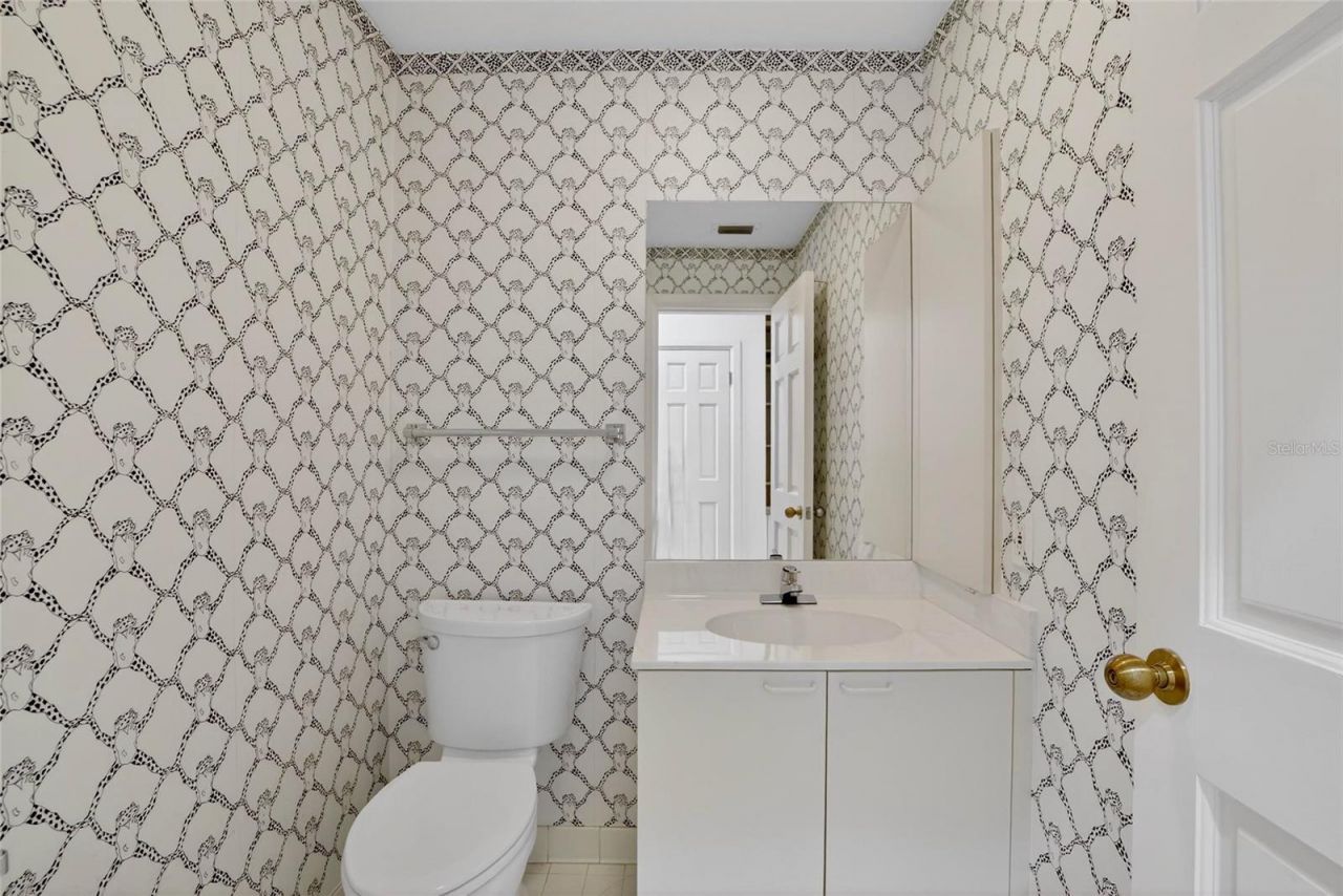 1043 Guisando De Avila, Tampa, FL 33613 Photo