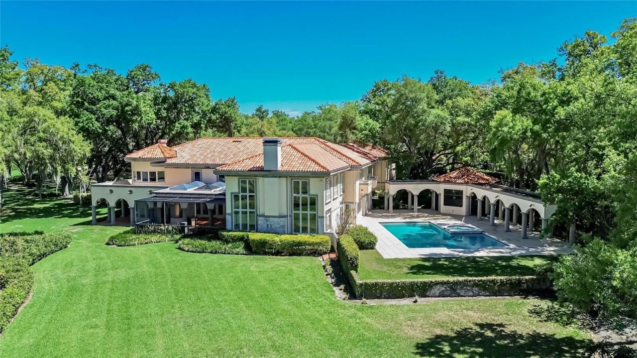 1043 Guisando De Avila, Tampa, FL 33613 Photo