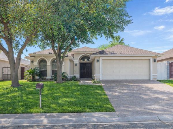 8710 Allegheny St, Laredo, TX 78045