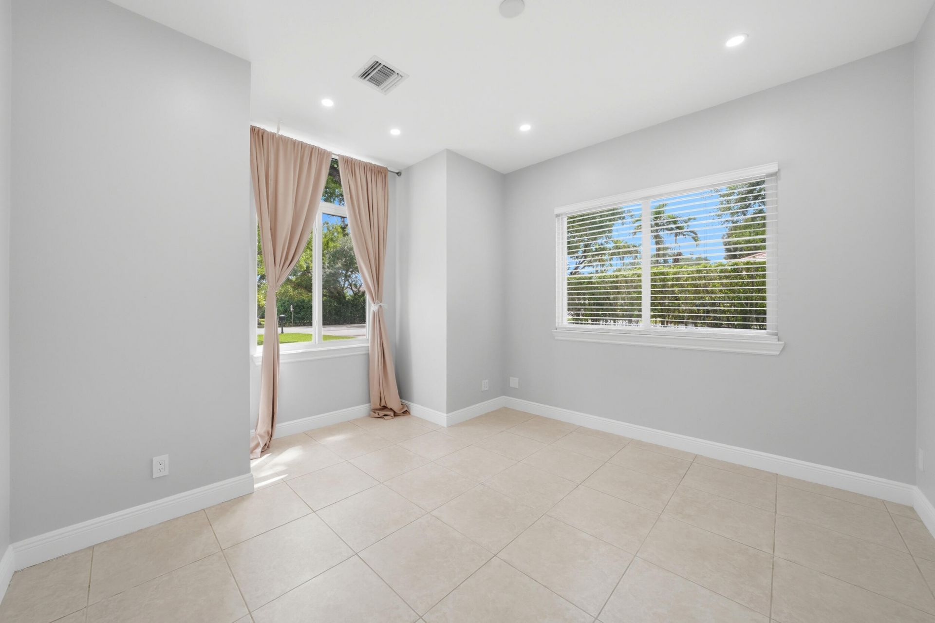 13091 SW 16th Court, Davie, FL 33325 Photo