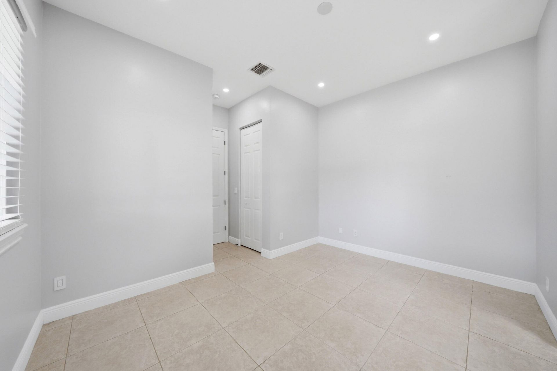 13091 SW 16th Court, Davie, FL 33325 Photo