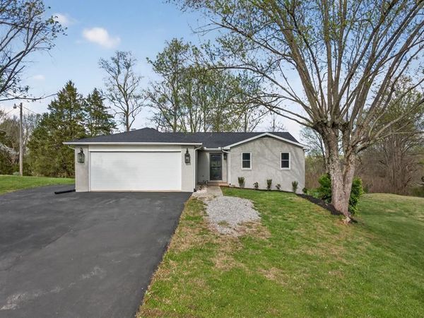 3766 Old Bridge Rd, Cookeville, TN 38506