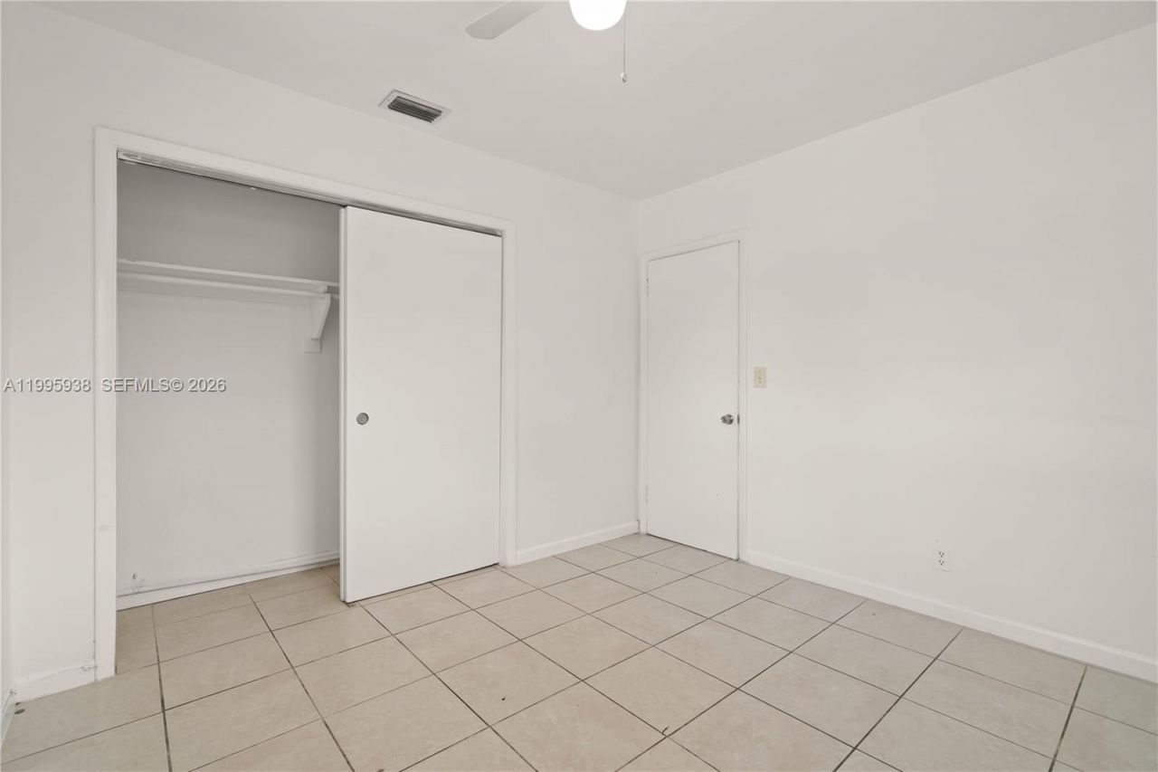 501 SW 9th St, Unit 1-2, Hallandale Beach, FL 33009 Photo