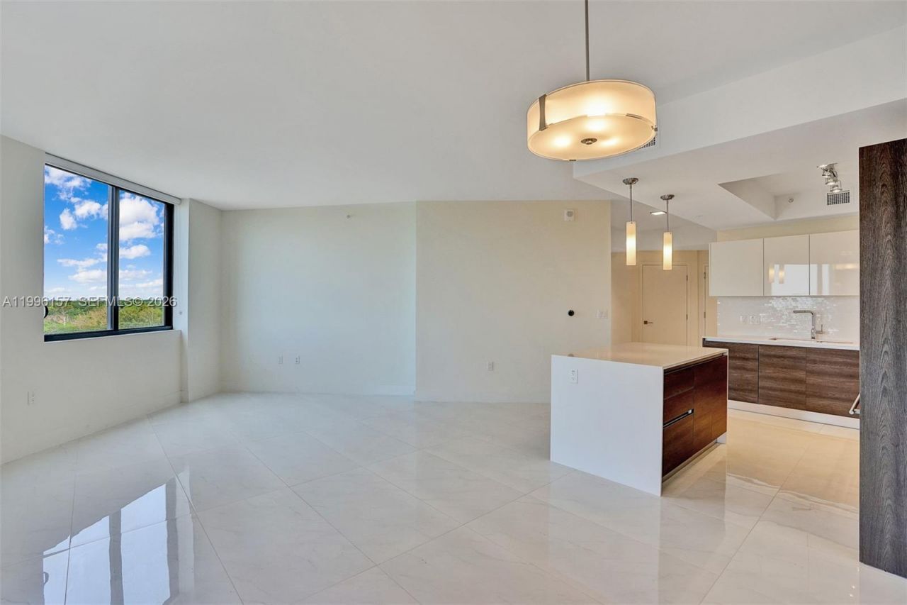 301 Altara Ave, Unit 617, Coral Gables, FL 33146 Photo
