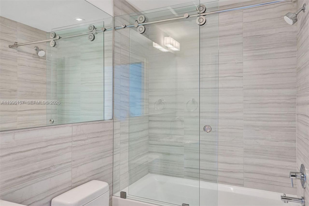 301 Altara Ave, Unit 617, Coral Gables, FL 33146 Photo