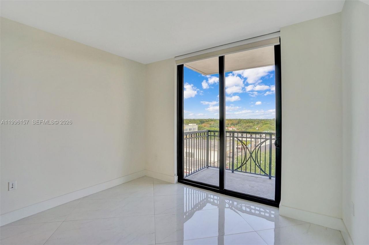 301 Altara Ave, Unit 617, Coral Gables, FL 33146 Photo
