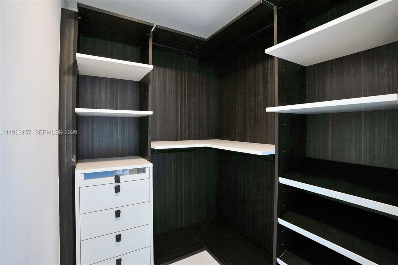 301 Altara Ave, Unit 617, Coral Gables, FL 33146 Photo