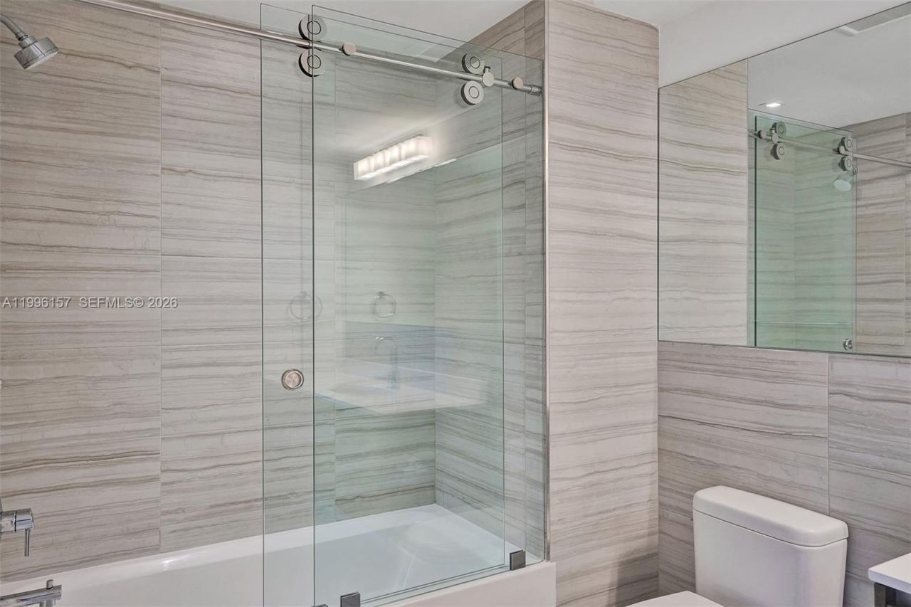 301 Altara Ave, Unit 617, Coral Gables, FL 33146 Photo