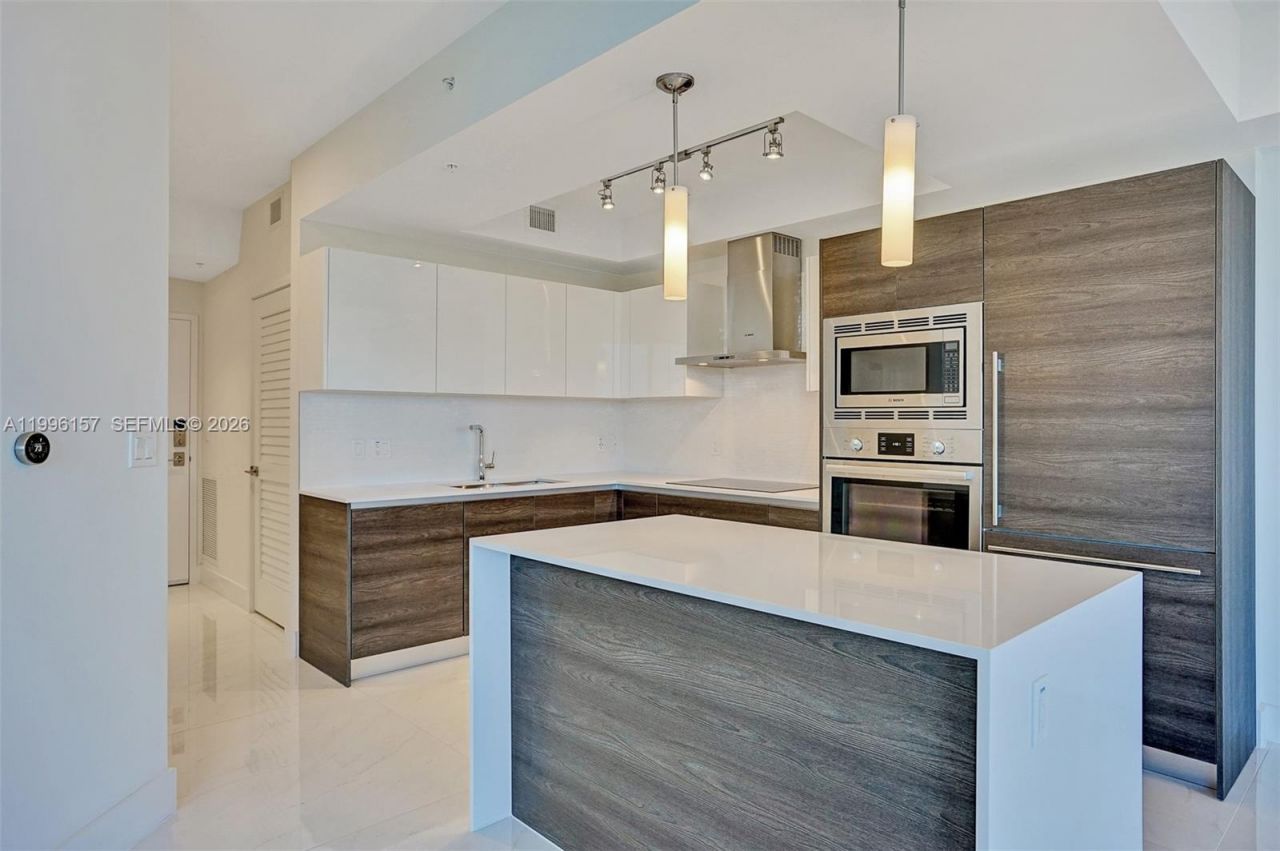 301 Altara Ave, Unit 617, Coral Gables, FL 33146 Photo