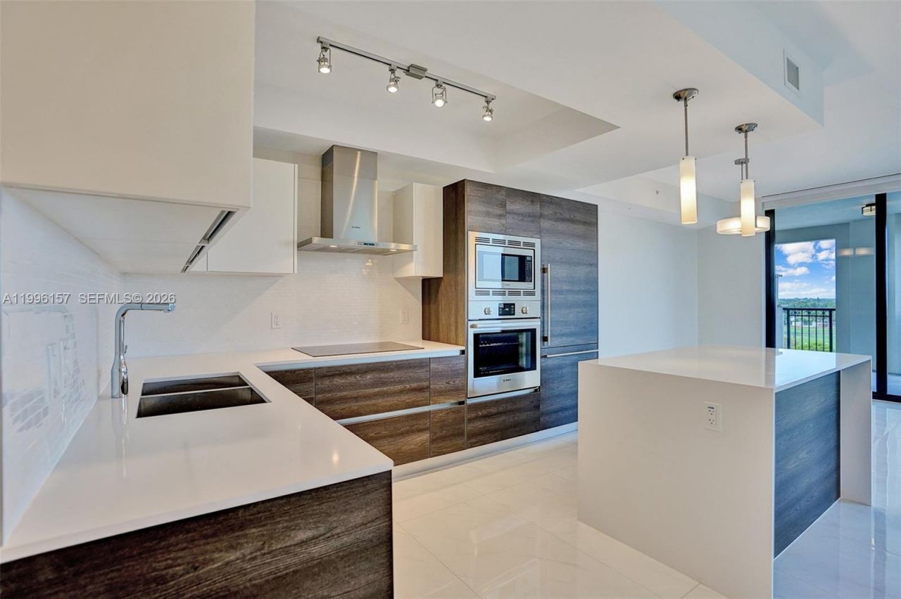 301 Altara Ave, Unit 617, Coral Gables, FL 33146 Photo