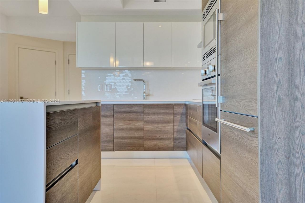 301 Altara Ave, Unit 617, Coral Gables, FL 33146 Photo