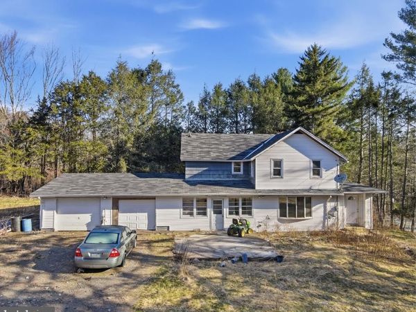 103 CERAMIC DRIVE , GREENTOWN, PA 18426