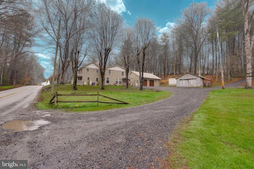 3065 BUCHANAN VALLEY ROAD, ORRTANNA, PA 17353
