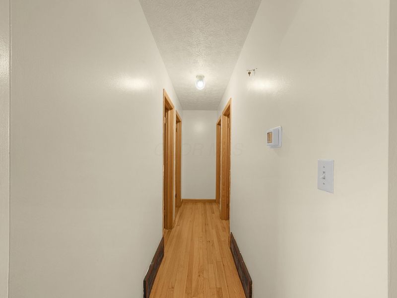 310 N Grener Avenue, Columbus, OH 43228 Photo 14