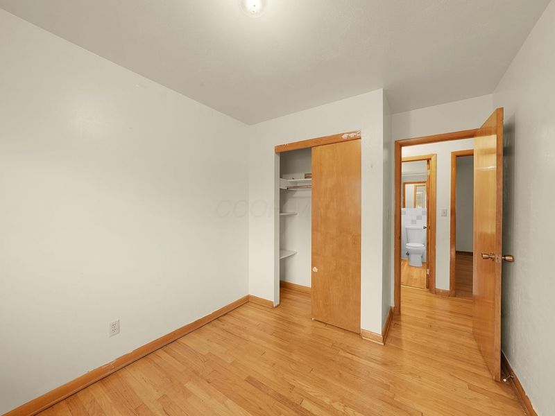 310 N Grener Avenue, Columbus, OH 43228 Photo 17